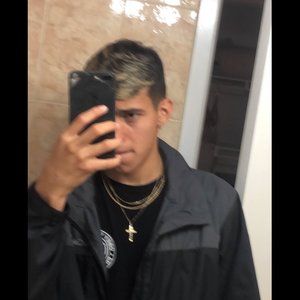 Meet your Posher, Victor